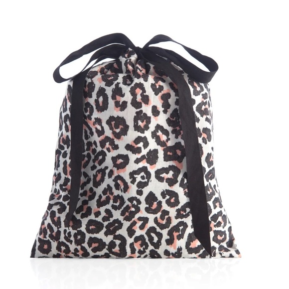 Shiraleah Jerry Animal Print Pj Set, Black - Picture 3 of 5